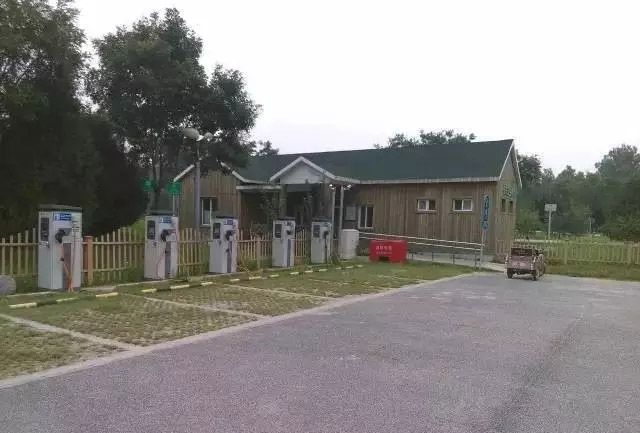 ��ɽ�^�ƾ��¹�������c