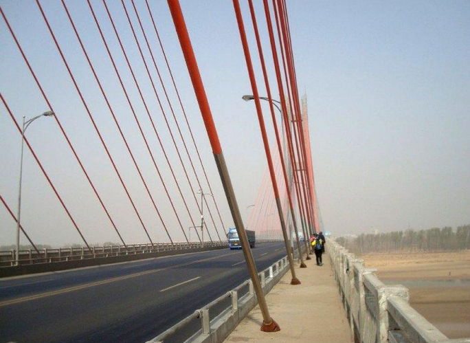 橋梁斜拉索長期防銹怎樣做