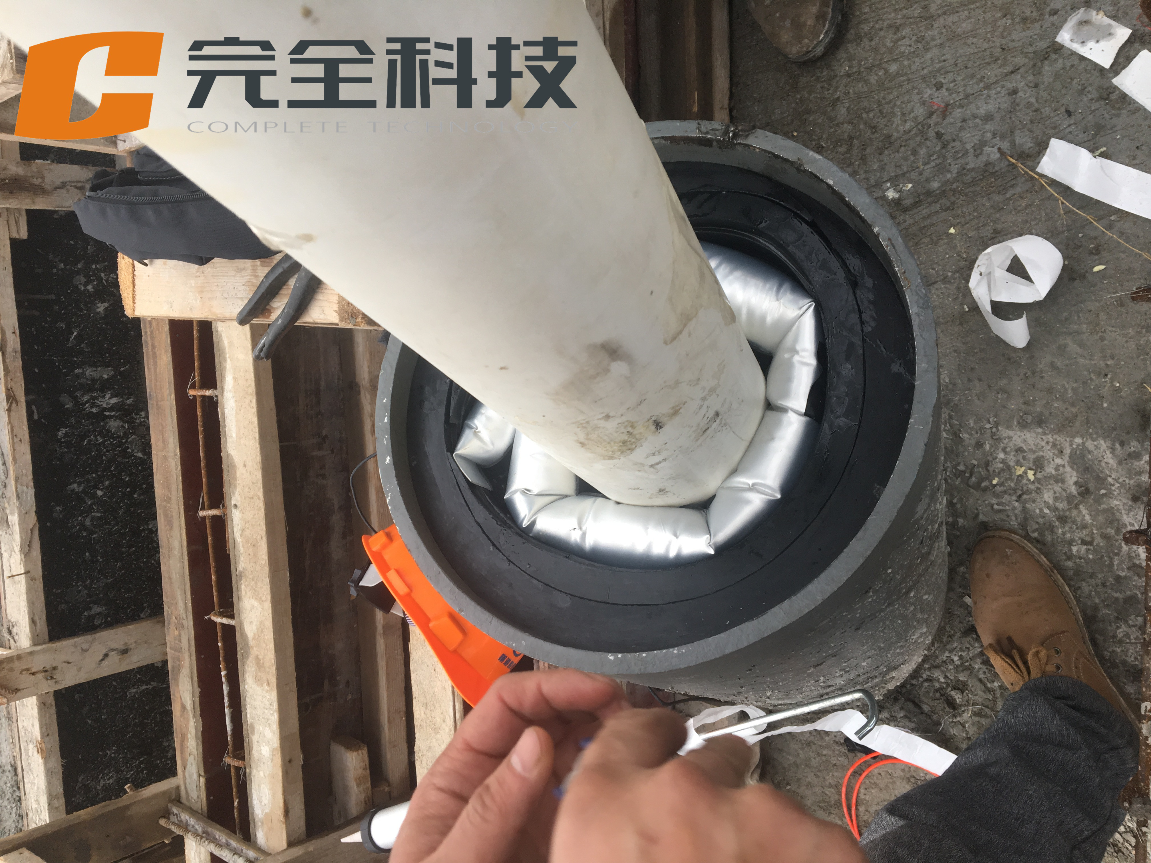 橋梁拉索新型充氣防水裝置的應用